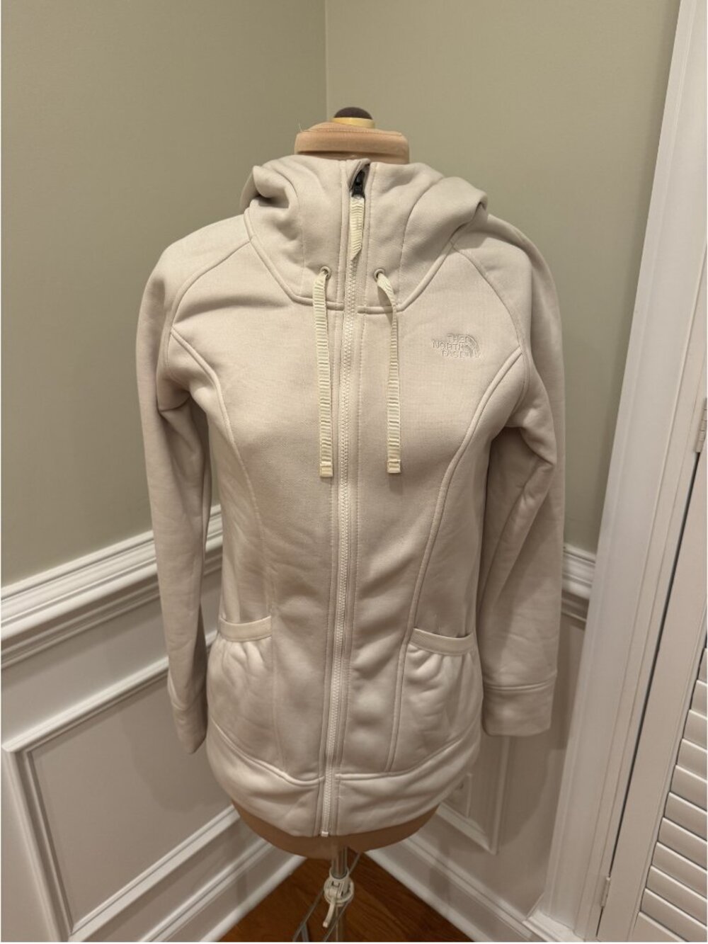 The North Face Beige Zip-Up Jacket - Autumn Outdoors